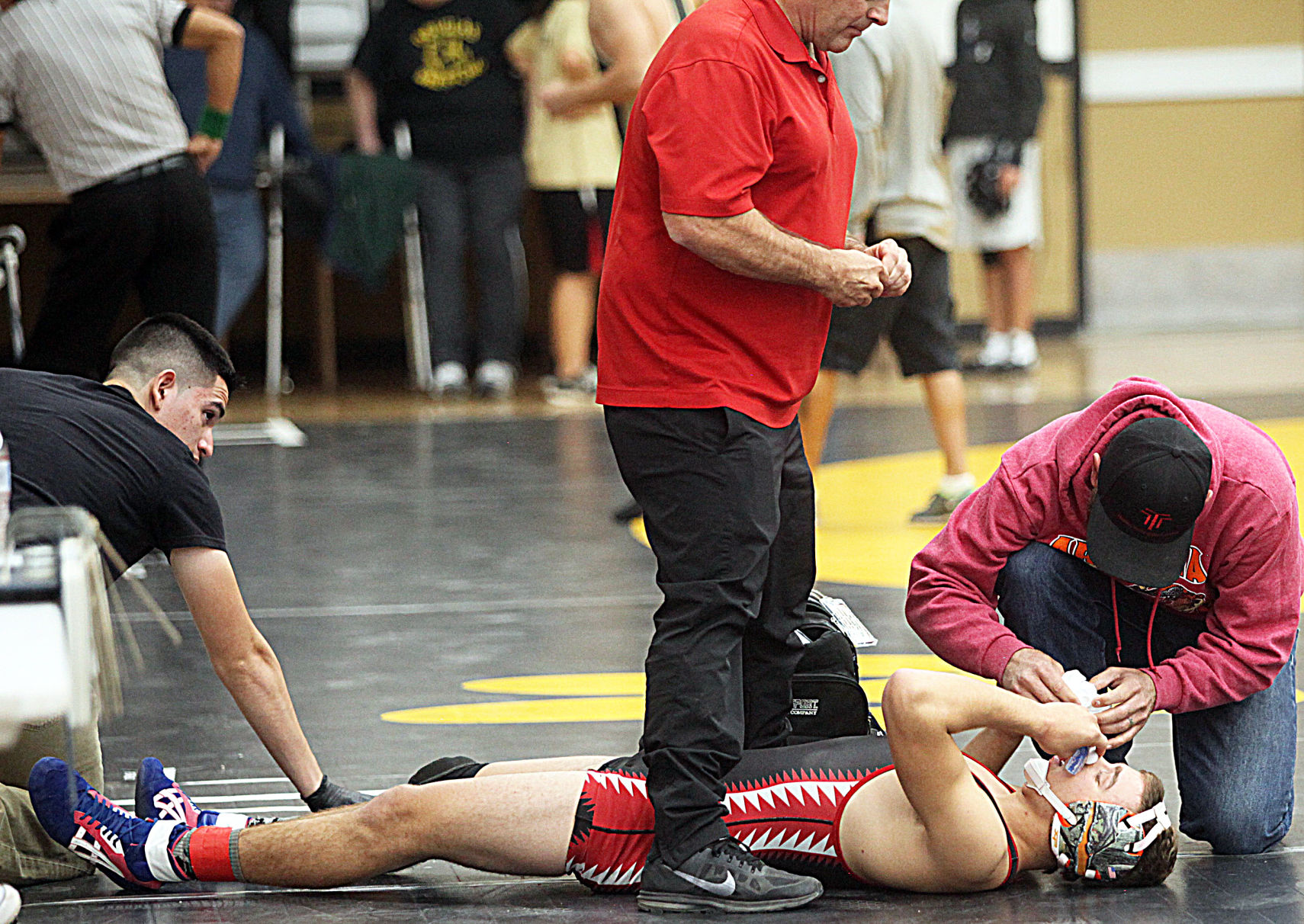 121017_wrestling7.jpg